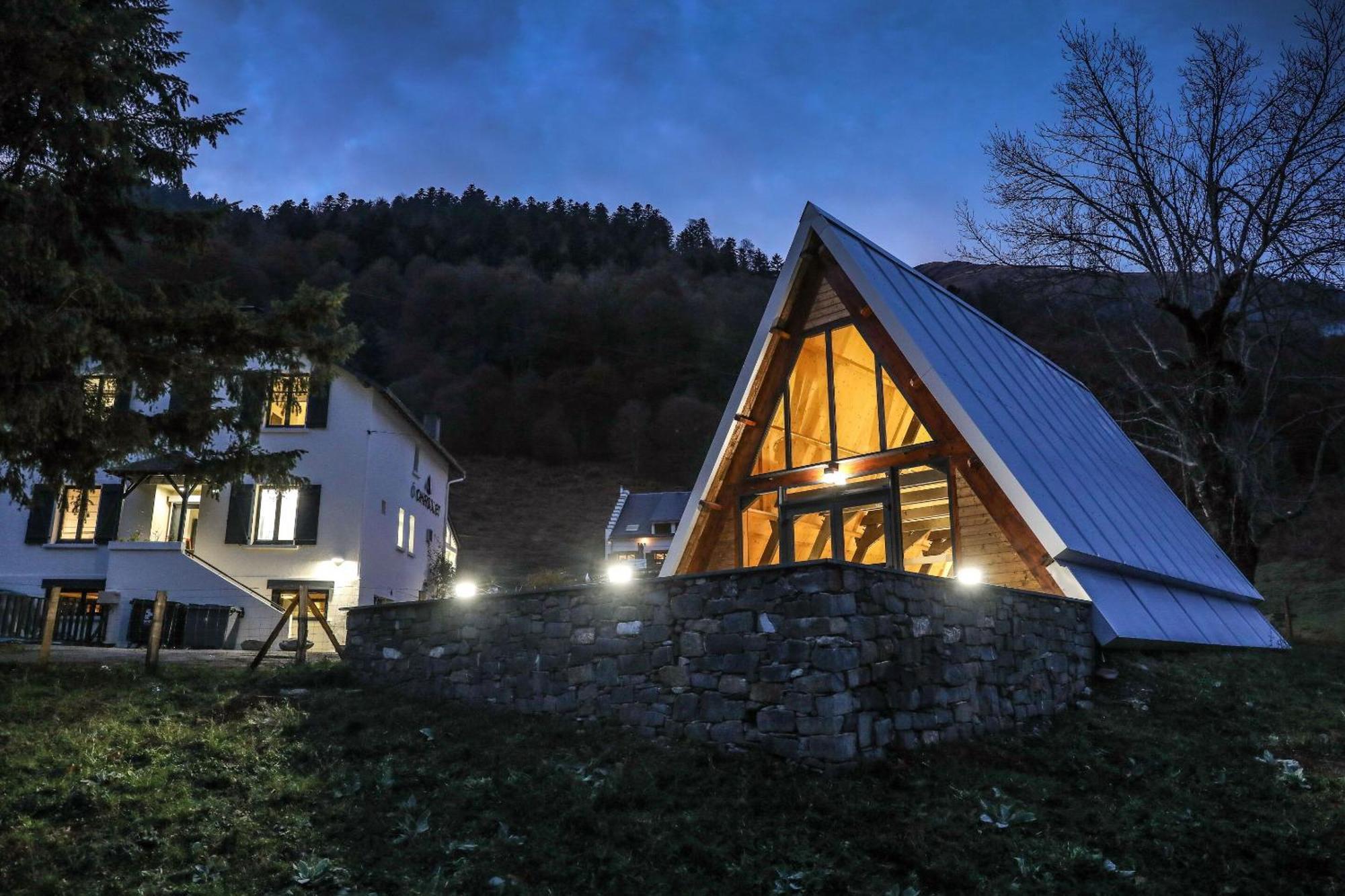 O Chiroulet - Le Refuge De L'Isard Bed & Breakfast Bagneres-de-Bigorre Exterior photo